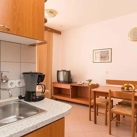 Beautiful Apartment In Umag