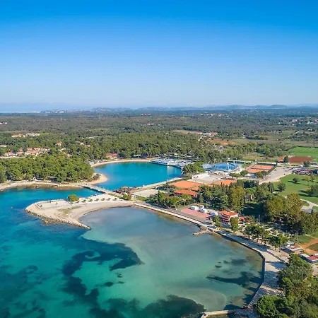 Daire Beautiful Apartment In Umag